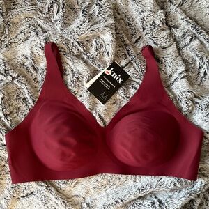 NWT Knix Revolution V-Neck Bra - XL - Dark Cherry